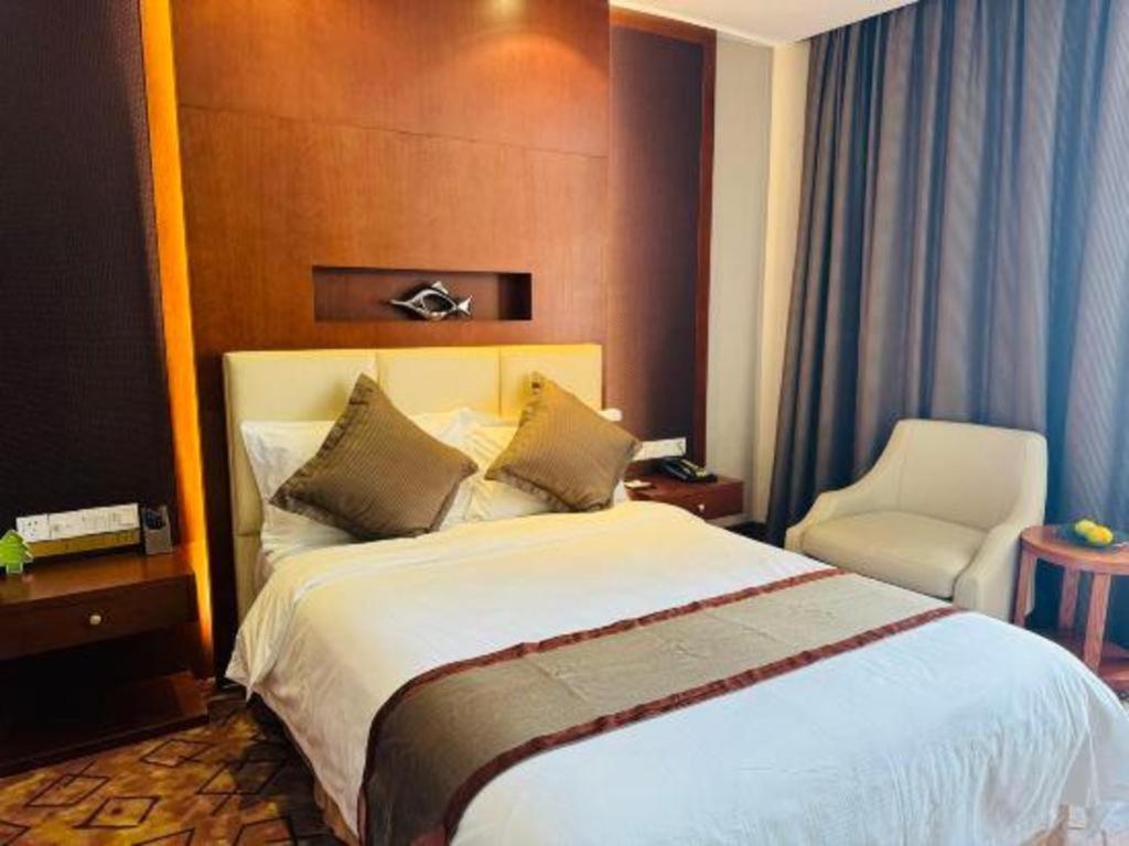 Noble Center 3* Shanghai