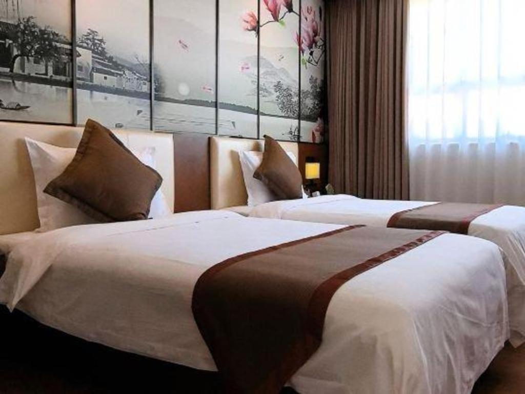 Hotel Noble Center