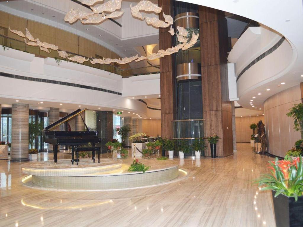 Noble Center Hotel 3*