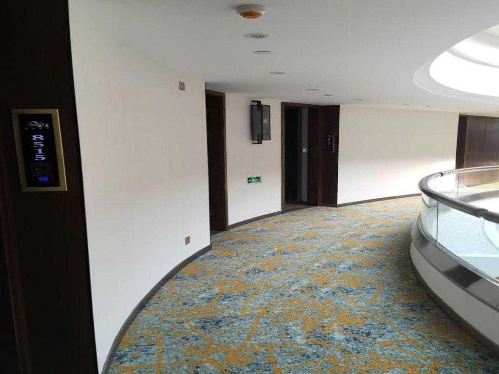 Hotel Noble Center