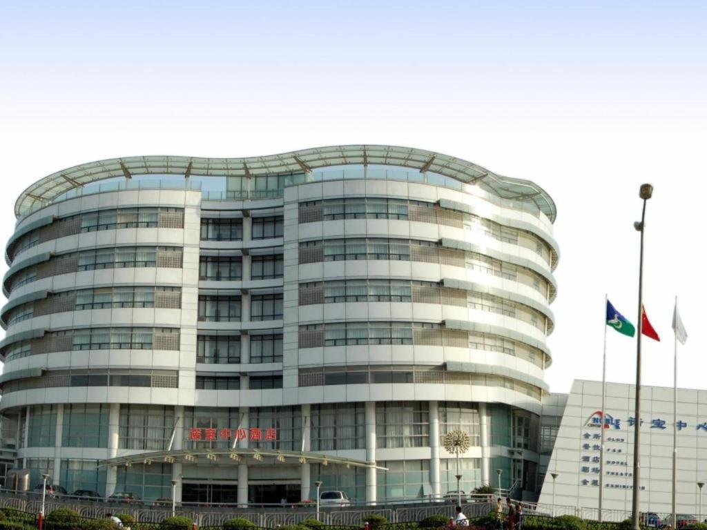Noble Center Hotel Shanghai