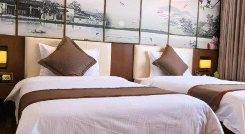 Noble Center 3* Shanghai