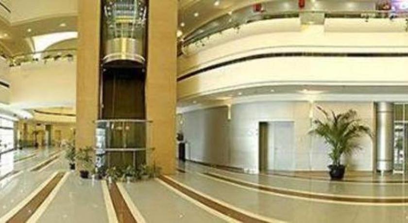 Hotel Noble Center